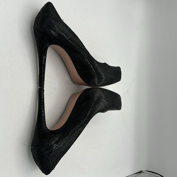 BCBG Generation 5” Heel Faux Skin Suze 7B light wear - Picture 5 of 8